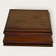Wooden box, Dimensions: 19cm x 15.5cm x 8.5cm *small cracks in the lid otherwise fine condition*