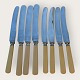8 almost identical English knives Sheffield (identical 4 and 4) length 25.5cm, sold through ...