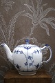 Blue Fluted, Half lace teapot from Royal Copenhagen. ...