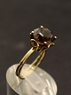 14 carat gold ring size 56 with topaz 1 x 1 cm. stamped 585 weight 5 grams item no. 646310