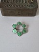 Volmer Bahner vintage heart brooch in sterling silver and green enamel. Stamped: VB - Sterling - ...