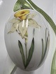 Porcelain egg, Large with daffodil, vintage 2009 from Royal Copenhagen.Classic porcelain egg ...