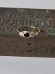 Vintage ring featuring one black and two clear sapphires set in 14K gold. Indistinctly stamped – ...