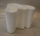 Alvar Alto Savoy Vase - white opaline glass 16.5 x 21 cm