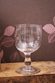 Old French souvenir wine glass with engraved writing and decorations "Souvenir De La Feté" H: ...