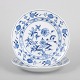 Meissen, Pair of Dinner Plates in Blue Onion Pattern.Elegant pair of dinner plates in white ...
