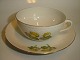 Bing & Grondahl 
Erantis, Tea 
cup and saucer.
Decoration 
number 108 or 
473
The cup 
measures ...