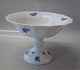 Royal 
Copenhagen 
8531-10 Bowl on 
high foot 16 x 
24 cm (430) 
Blue FLower 
Angular In mint 
and nice ...