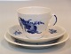 24 sets in 
stock
Royal 
Copenhagen Blue 
FLower braided 
8261-10 Cup & 
saucer 14.5 cm 
In mint and ...