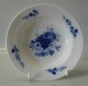 30 pcs in stock
Royal 
Copenhagen Blue 
FLower braided 
8105-10 Small 
soup rim plate 
21 cm . In ...