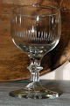 Wine glasses 
with fine 
grinding of 
small kummen on 
the stalk with 
the switch. 
Height 11,6 cm. 
...