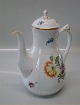 Bing and 
Grondahl 091 a 
Large coffee 
pot 26 cm 1 l 
(301) Saxon 
Flower on white 
porcelain 
Marked ...
