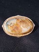 14k Gold Brooch 
With great Agat 
(Calcedon) 
Jernocider and 
jernbydroxider 
forming 
tree-like ...