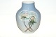 Royal 
Copenhagen 
Vase, Motiv 
dandelions
Dek. No. 
2639-45-5 
(2139-45A)
factory 1st 
...