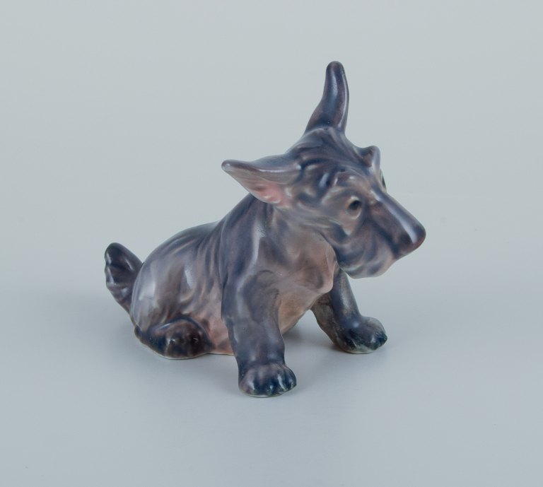 Dahl Jensen, porcelain figurine of a Scottish Terrier.