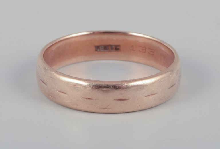 Danish goldsmith. 14-karat gold alliance ring.