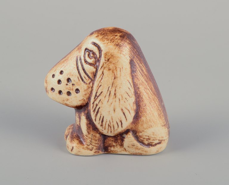 Lisa Larson for Gustavsberg, Sweden.
Basset hound in glazed ceramic.