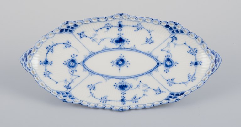 Royal Copenhagen Blue Fluted Full Lace, oblong dish.