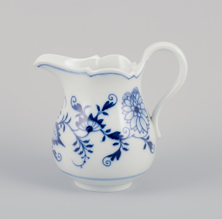 Meissen, Germany. Blue Onion pattern. Milk jug.