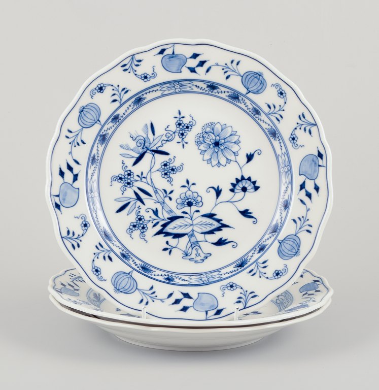 Meissen, Germany. Blue Onion pattern. Three deep dinner plates.