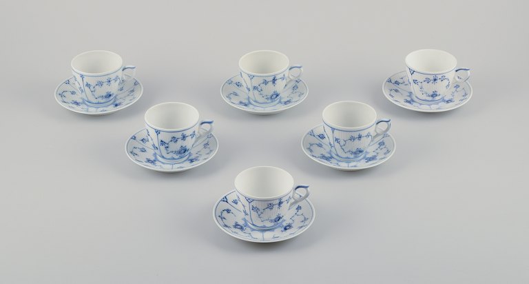 Royal Copenhagen Blue Fluted Plain.
A set of six coffee cups with saucers.