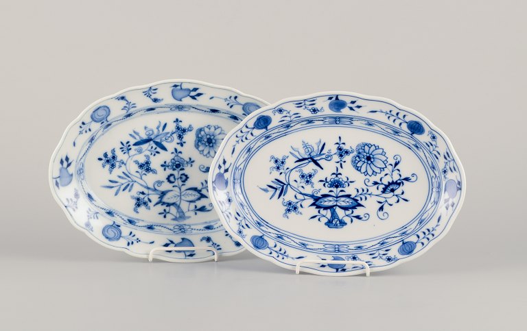 Meissen, Germany. Blue Onion pattern. Two oval serving platters.