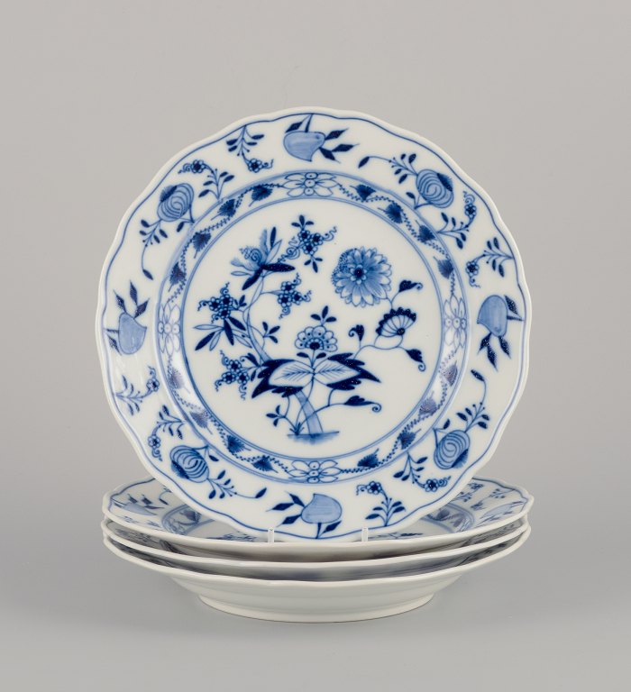Meissen, Germany. Blue Onion pattern. Four dinner plates.