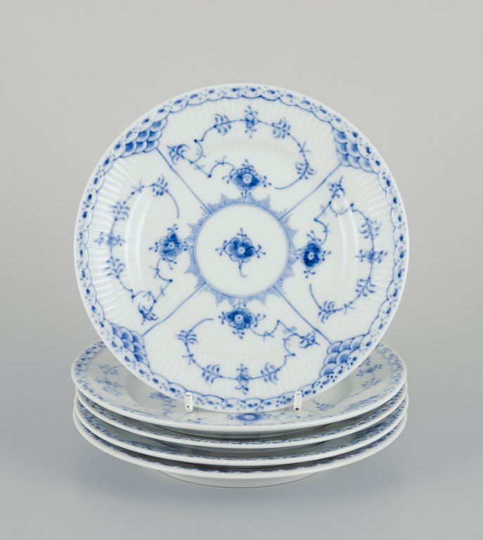 Royal Copenhagen Half Lace, five cake plates in hand-painted porcelain.