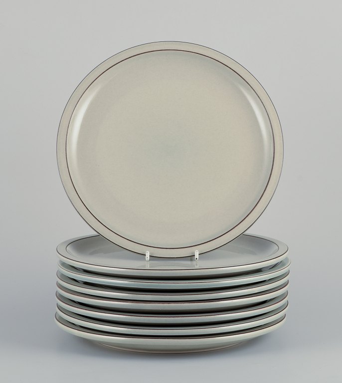 Bing & Grøndahl "Colombia". A set of eight dinner plates in stoneware.