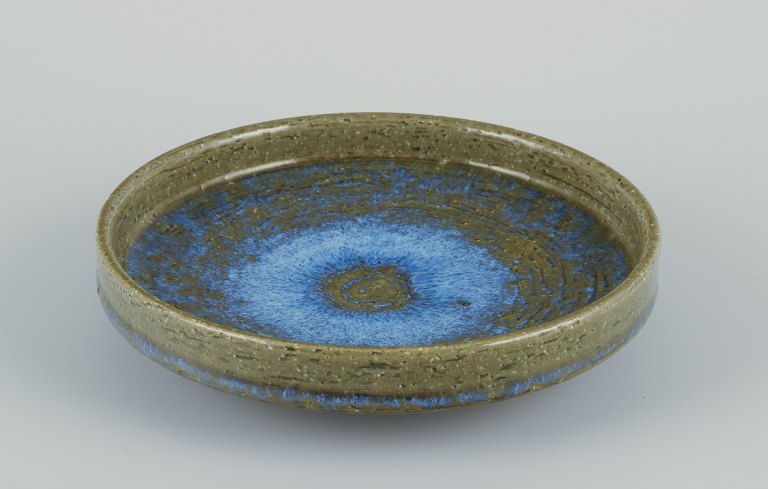 Annelise and Per Lindemann-Schmidt for Palshus.
Ceramic dish.