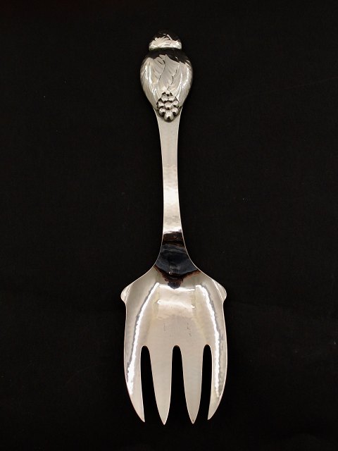 Evald Nielsen no. 6 serving cutlery