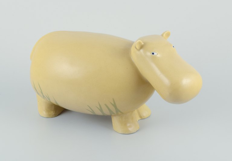 MARIANNE GUNNEMARK for Höganäs, Sweden.
Very large and rare ceramic figurine of a hippo.