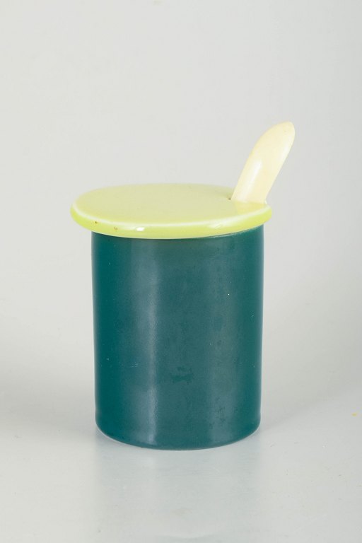 Gustavsberg, Stig Lindberg
"Colorado" Mustard jar with lid and spoon, 1950/60s.