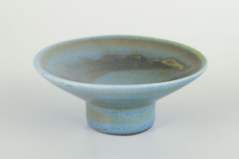 Bertil Lundgren for Rörstrand
Small bowl, 1960s.