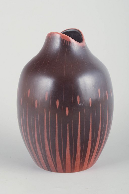 Colin Melbourne for Beswick, England
Vase, mid-20th century.
