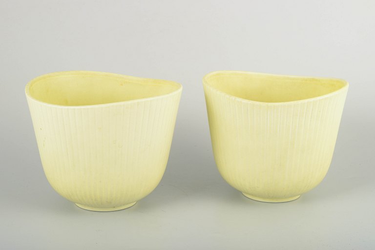 Stig Lindberg for Gustavsberg
“Vinda” flowerpots, 1960s.