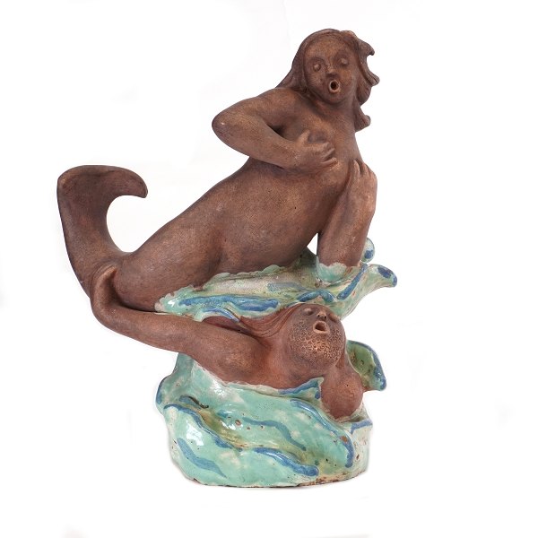 Danish Georg Thylstrup stoneware unique figurine. Signed Georg Thylstrup 1920s. 
H: 34cm