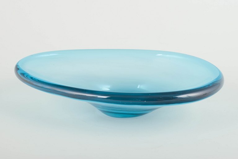 Scandinavian glassworksArt glass bowl, 1970s.