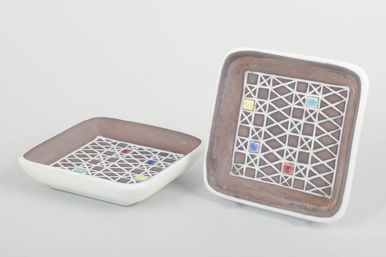 Ingrid Atterberg for Upsala-Ekeby2 dishes, model 2144, 1960s.