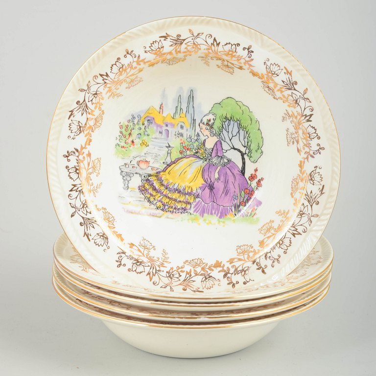 Royal Alma, England, set of 5 bowls, c. 1930s.