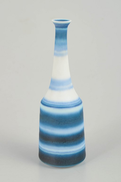 Gunnar Nylund for Rörstrand, miniaturevase.