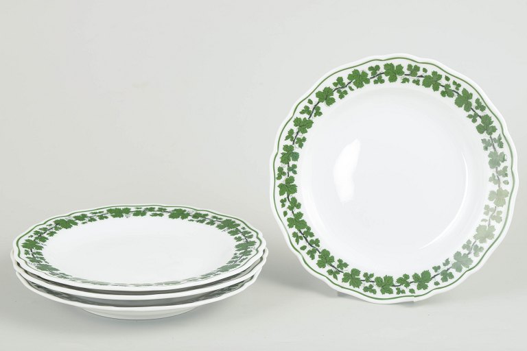 Meissen, Vine Leaves, set of 4 salad plates.