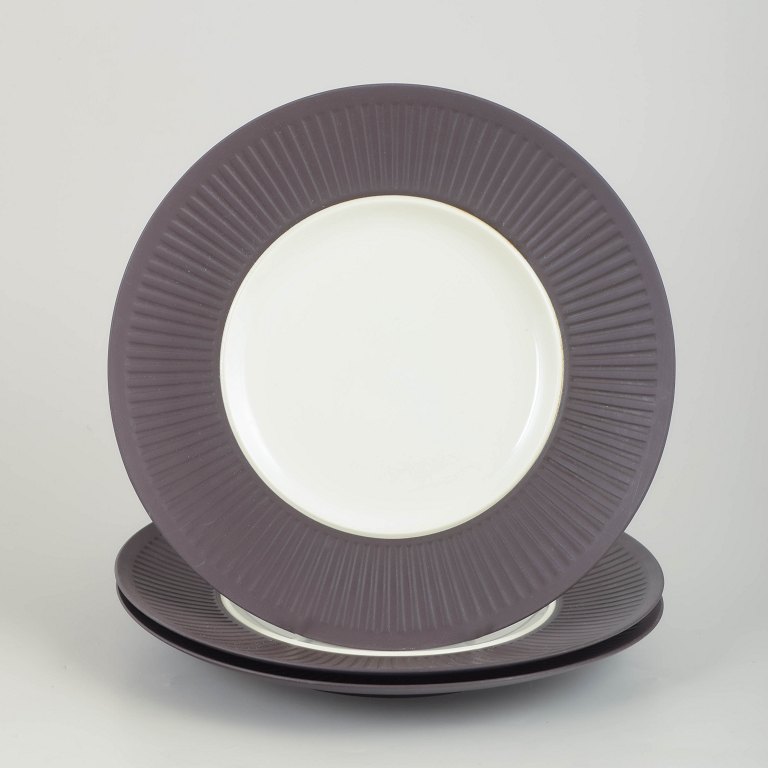 Jens Harald Quistgaard for Dansk Designs, set of 3 dinner plates.