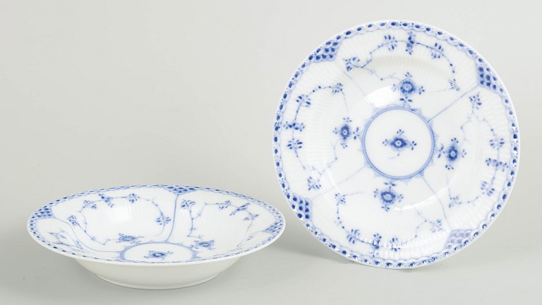 Royal Copenhagen Musselmalet Halvblonde, sæt af to dybe tallerkener.
