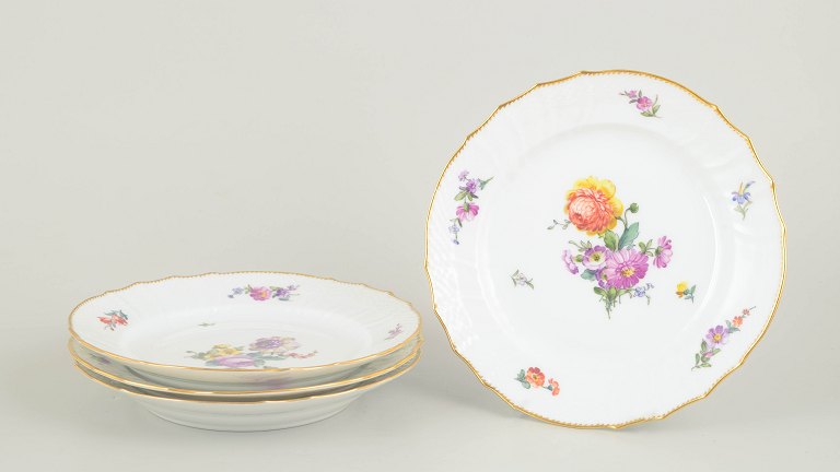 Royal Copenhagen, Saxon Flower set of four lunch plates.