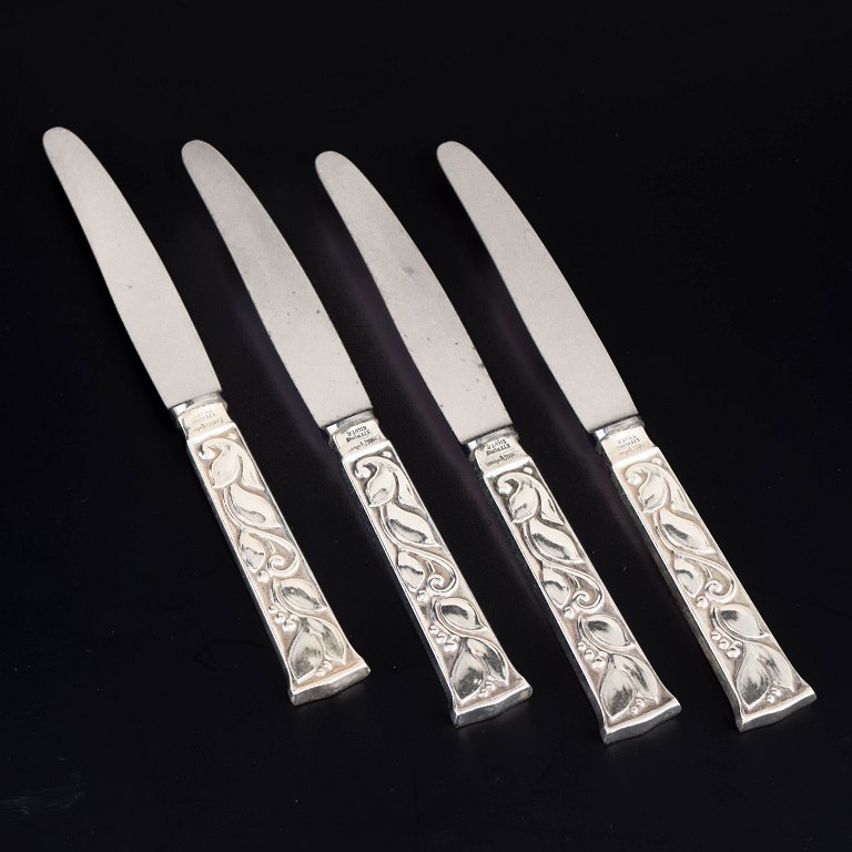 Evald Nielsen, set of four fruit knives.