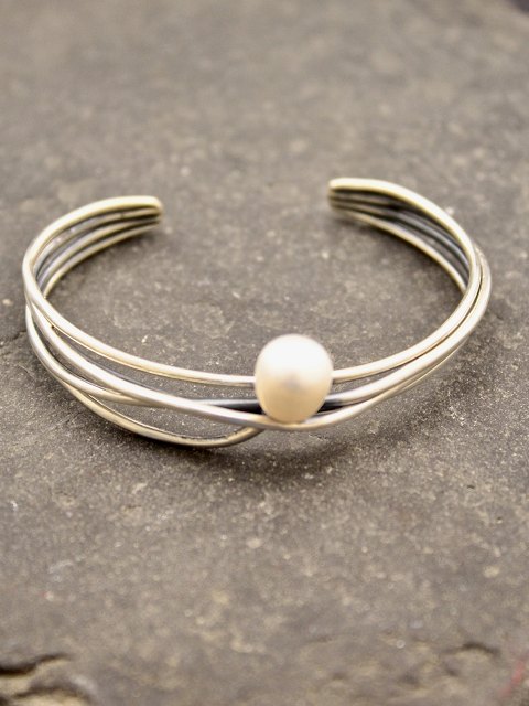 Sterling silver bangle with pearl
