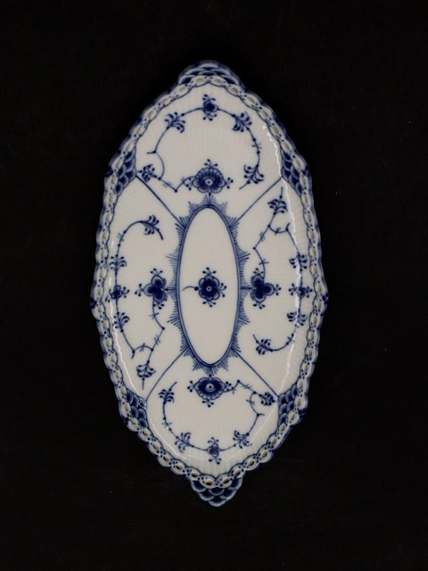 Royal Copenhagen blue fluting full lace dish 1/1115