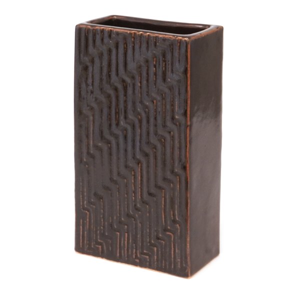 Eva Stæhr-Nielsen stoneware vase 22326. Signed. H: 25,5cm