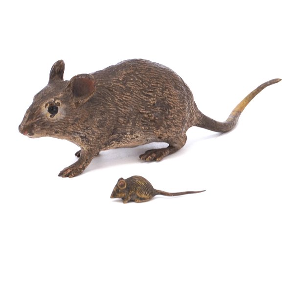 Bronze, Vienna, in the shape of two mice. L: 11 and 3cm